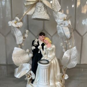Vintage wedding cake topper